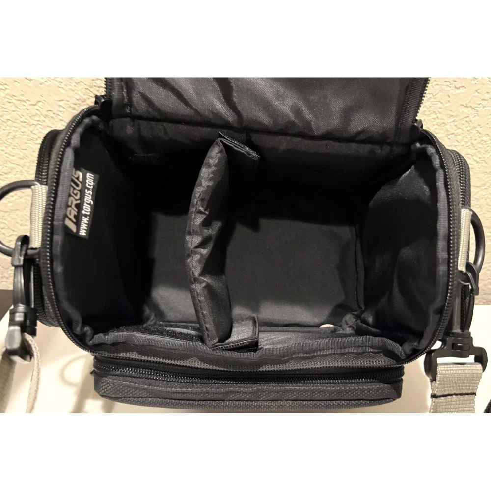 Targus Digital Camera Bag Case Shoulder Strap Black Olive Green